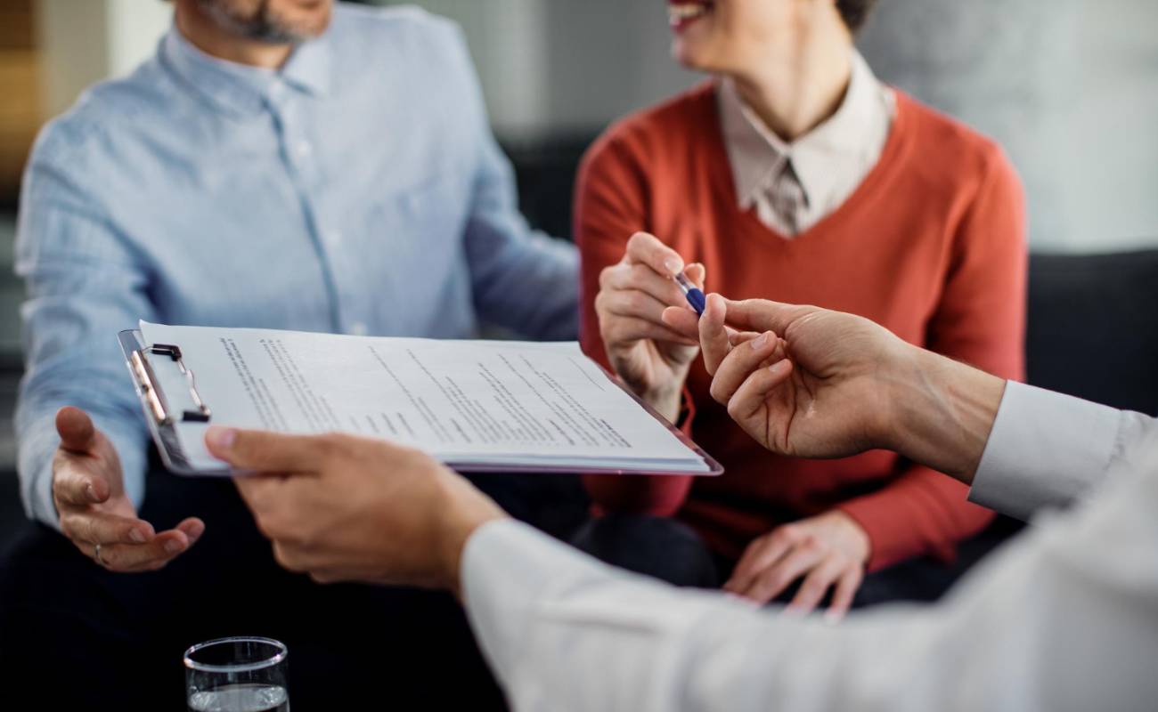 Jak má vypadat nájemní smlouva? Tipy pro majitele i nájemníky